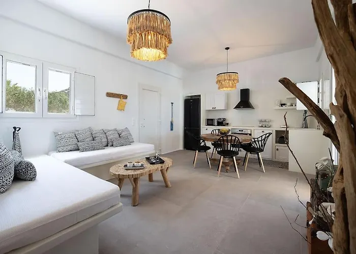 Olives Seaside No 2 * Pláka