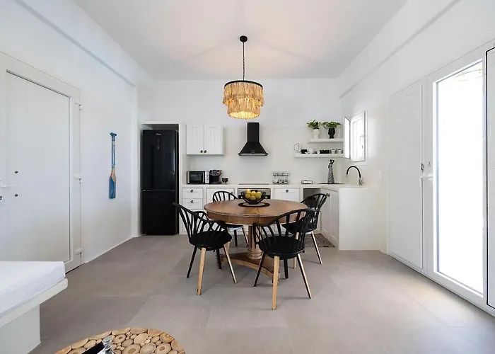 Olives Seaside No 2 Pláka