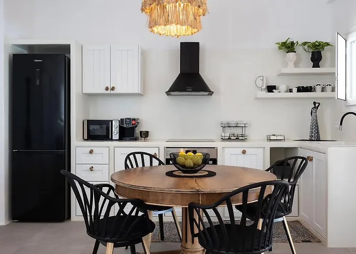 Olives Seaside No 2 * Pláka